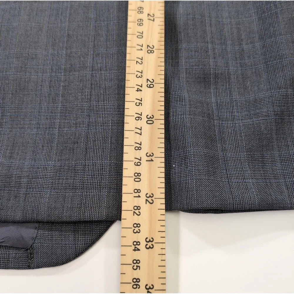 Jos A Bank Mens Signature Blazer 46L Grey Wool Silk Glen Plaid Sport Coat Jacket